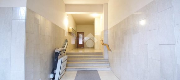 3 rooms Apartment in Reggio Emilia, Italy No. 7327 41