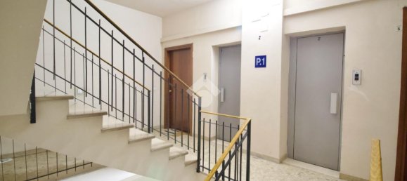 3 rooms Apartment in Reggio Emilia, Italy No. 7327 40