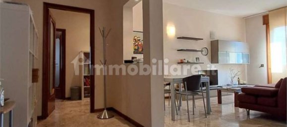 2 Schlafzimmer Wohnung in Piacenza, Italy, Nr. 266113 2