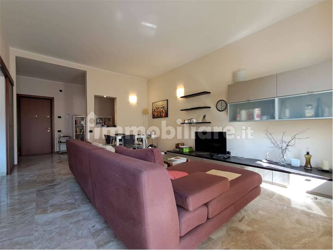 2 Schlafzimmer Wohnung in Piacenza, Italy, Nr. 266113