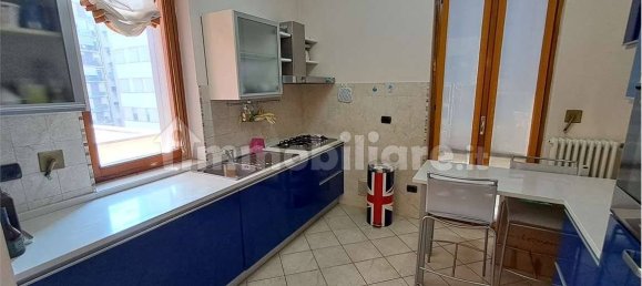 2 Schlafzimmer Wohnung in Piacenza, Italy, Nr. 266113 8