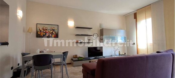 2 Schlafzimmer Wohnung in Piacenza, Italy, Nr. 266113 5