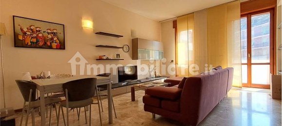 2 Schlafzimmer Wohnung in Piacenza, Italy, Nr. 266113 3