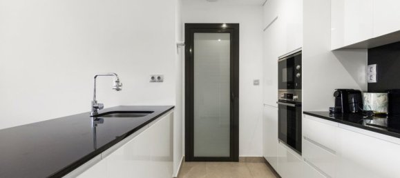 Apartamento de 2 dormitorios en Alicante, Spain No. 176230 35