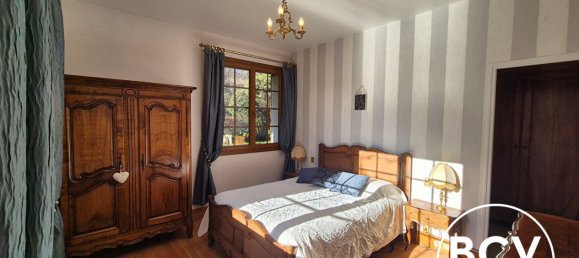 Villa de 4 dormitorios en Saint-Prest, France No. 159457 8