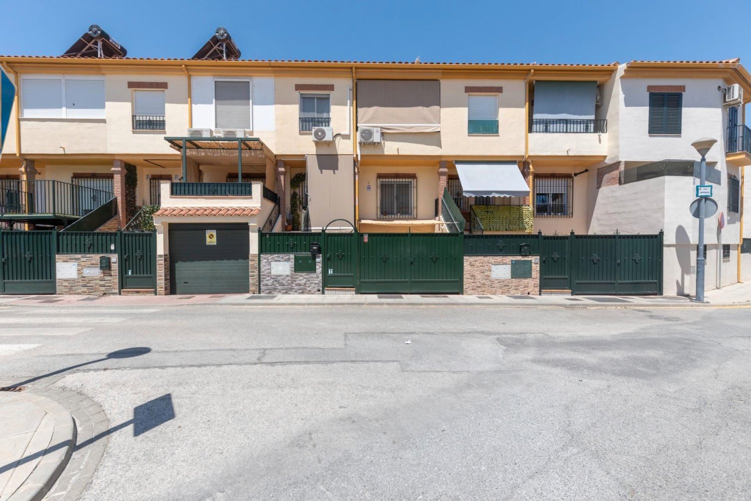 3 bedrooms Townhouse in Vegas del Genil, Spain No. 270015