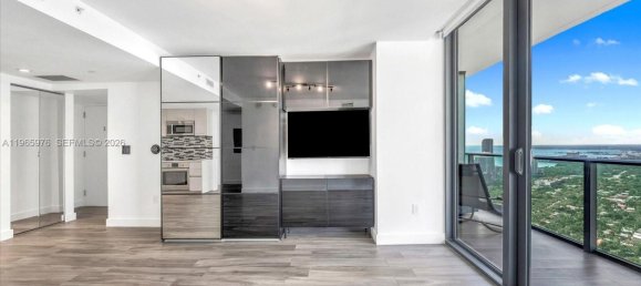 1 dormitorio propiedad comercial en venta en Miami, Miami-Dade, Florida, USA № 615626 20