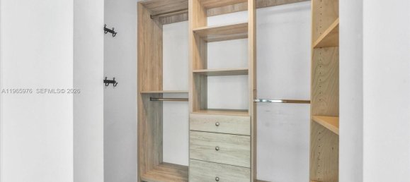 1 dormitorio propiedad comercial en venta en Miami, Miami-Dade, Florida, USA № 615626 11