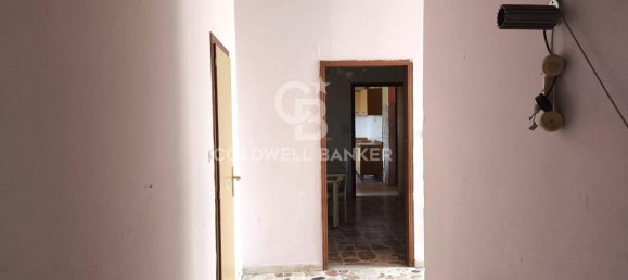 6 rooms Apartment in Modica, Italy No. 103406 4