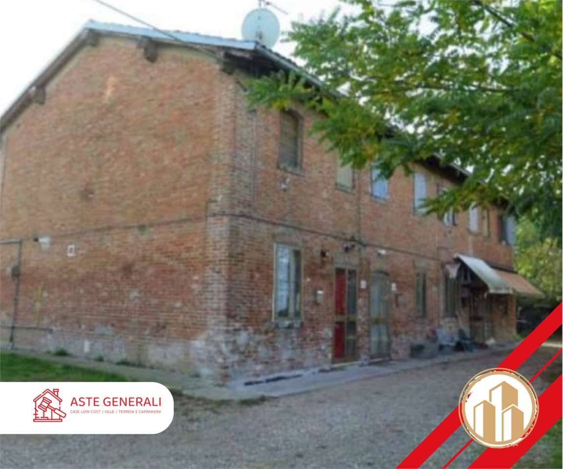 2 bedrooms House in Medicina, Italy No. 355826