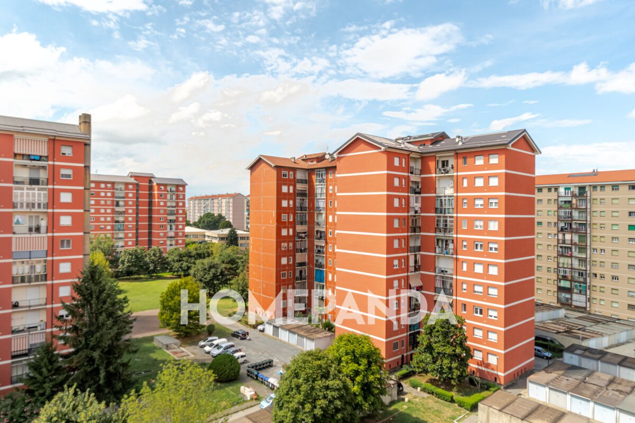 Apartamento de 6 habitaciónes en Turin, Italy No. 268651