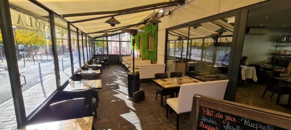 87m² Commercial property in La Trinite, France No. 190444 5