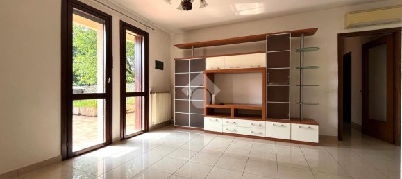 2 Schlafzimmer Wohnung in Nervesa della Battaglia, Italy, Nr. 287932 2