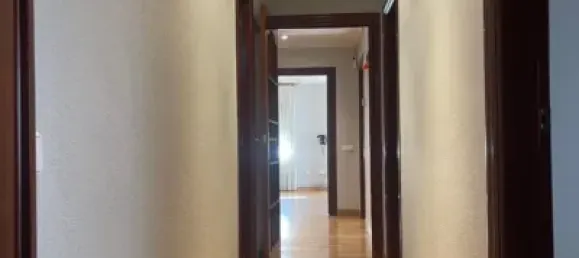 4 Schlafzimmer Wohnung in Lleida, Spain, Nr. 139009 11