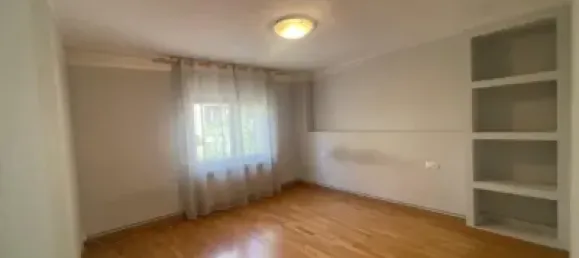 4 Schlafzimmer Wohnung in Lleida, Spain, Nr. 139009 15