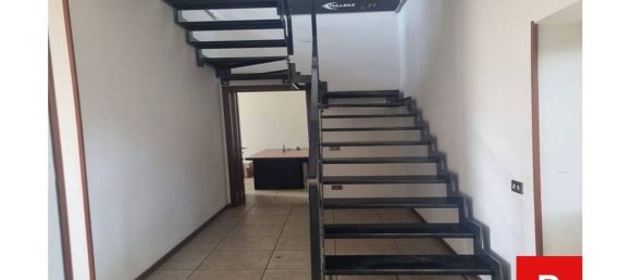 Lagerhaus in Sannazzaro de' Burgondi, Italy 937m², Nr. 364872 11