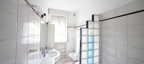 3 rooms Apartment in Meda, Italy No. 87128 15