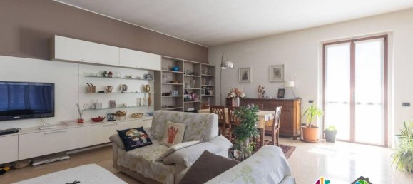 Villa de 5 habitaciónes en Carate Brianza, Italy No. 40878 11