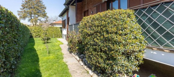 Villa de 5 habitaciónes en Carate Brianza, Italy No. 40878 12