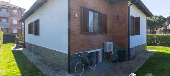 Villa de 5 habitaciónes en Carate Brianza, Italy No. 40878 6