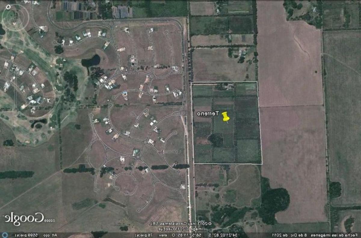  Land in Escobar, Argentina No. 118403