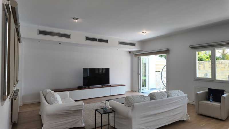 5 bedrooms House in Limassol, Cyprus No. 13453