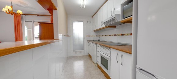 Apartamento de 2 dormitorios en Alicante, Spain No. 179455 12