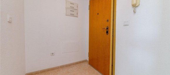 Apartamento de 2 dormitorios en Alicante, Spain No. 179455 23