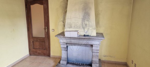 3 bedrooms House in Miranda do Corvo, Portugal No. 160709 17