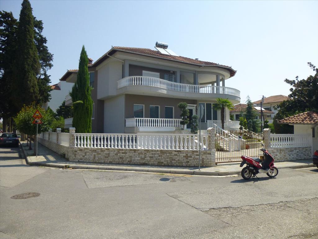 5 bedrooms Villa in Pieria, Greece No. 7613