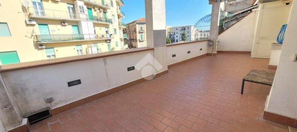 3 bedrooms Penthouse in Naples, Italy No. 320794 17