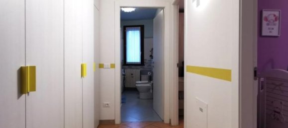 3غرفة شقة في Castelnuovo Rangone, Italy رقم 3114 39