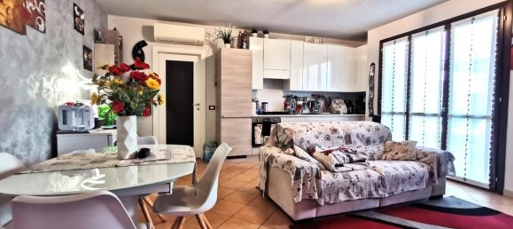 3غرفة شقة في Castelnuovo Rangone, Italy رقم 3114 35