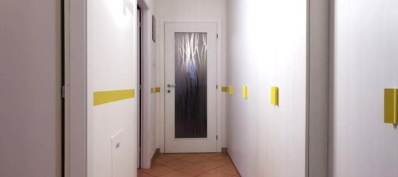 3غرفة شقة في Castelnuovo Rangone, Italy رقم 3114 37