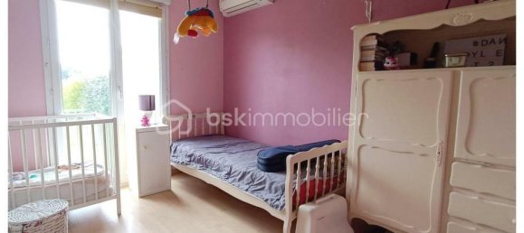 4 Schlafzimmer Haus in Mayenne, France, Nr. 277999 12