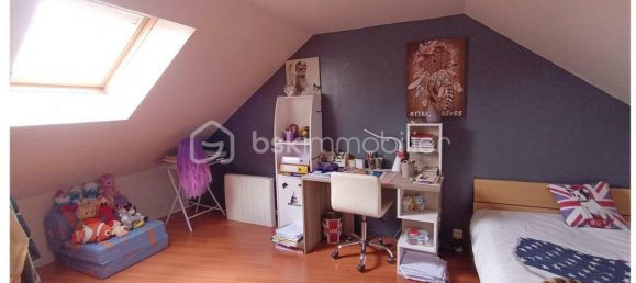 4 Schlafzimmer Haus in Mayenne, France, Nr. 277999 9