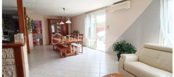 4 Schlafzimmer Haus in Mayenne, France, Nr. 277999 6