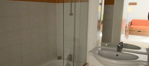 Estudio en Seyssinet-Pariset, France No. 331240 5