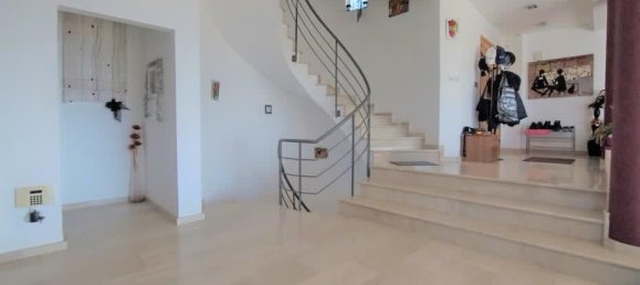 Дом с 5 спальнями в Пейя, Кипр № 9807 17