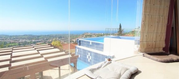 Дом с 5 спальнями в Пейя, Кипр № 9807 3