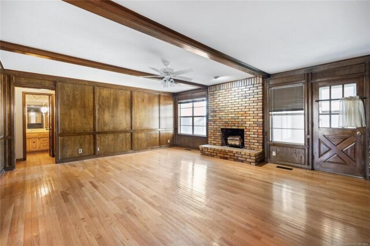 Дом с 4 спальнями в Талса, США № 424144