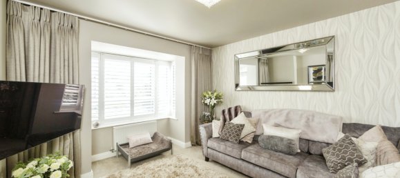 4 bedrooms House in Rotherham, United Kingdom No. 2703 5