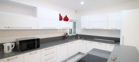 3 bedrooms Apartment in Saint Julian's, Malta No. 6746 13