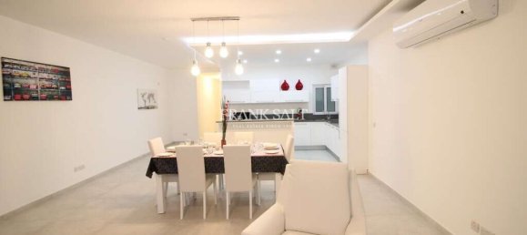 3 bedrooms Apartment in Saint Julian's, Malta No. 6746 11