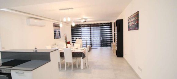 3 bedrooms Apartment in Saint Julian's, Malta No. 6746 14