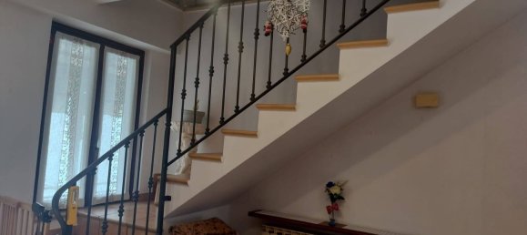 Dúplex de 2 dormitorios en Rovello Porro, Italy No. 275240 10