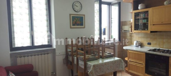 Dúplex de 2 dormitorios en Rovello Porro, Italy No. 275240 8