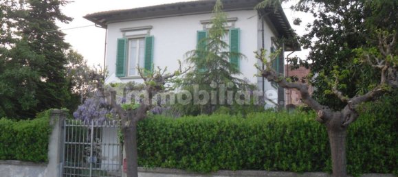 3 bedrooms Villa in Pisa, Italy No. 303848 12