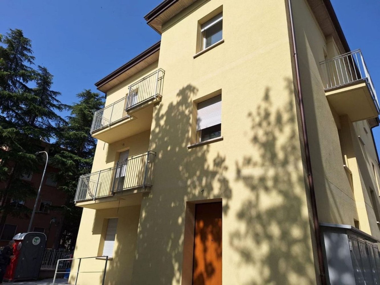 4 bedrooms Apartment in Imola, Italy No. 371481
