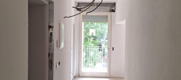 4 bedrooms Apartment in Imola, Italy No. 371481 12